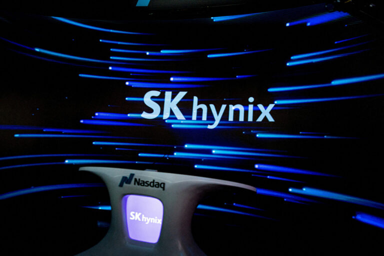 SK Hynix Skyrockets to Record Net Profit Driven by Advanced Chip Demand