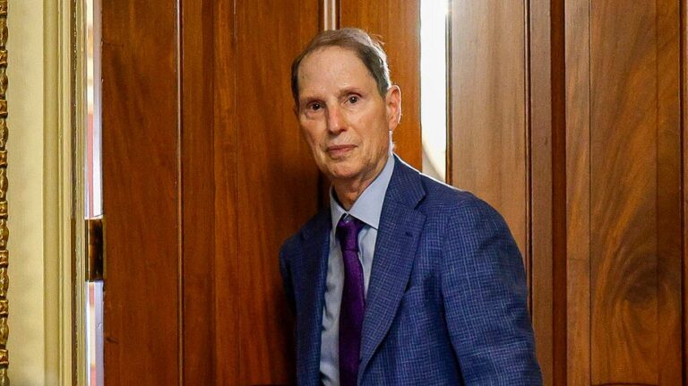 Senator’s Data Center Tax Proposal Sparks Widespread Outcry, Critics Warn of National Internet Tax